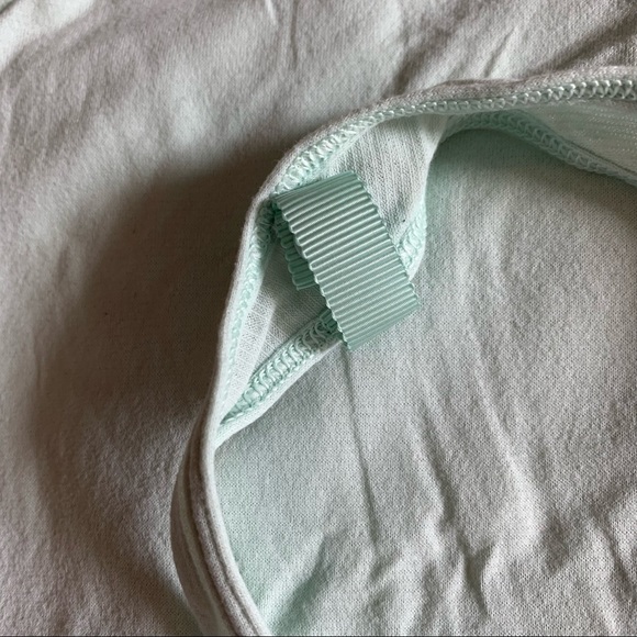 lululemon tank top - Picture 3 of 3